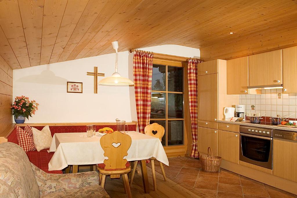 Kinder-Bauernhof Ederbauer Flachau Buitenkant foto